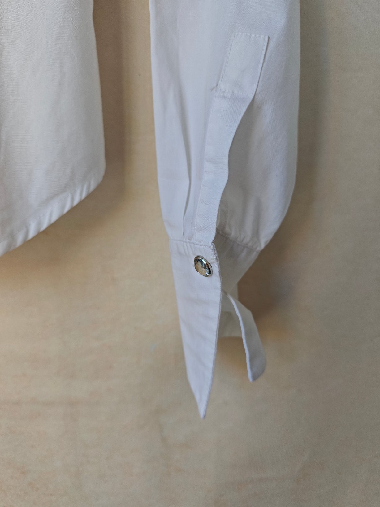 Camicia collo a punta larga