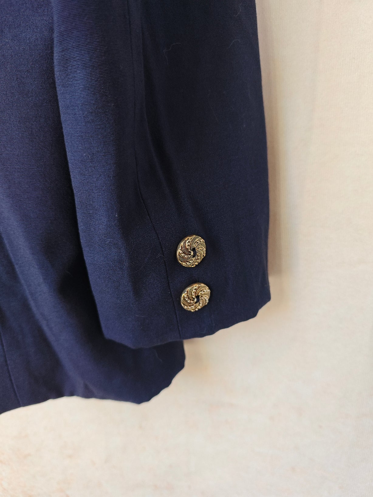 Blazer navy bottoni gioiello