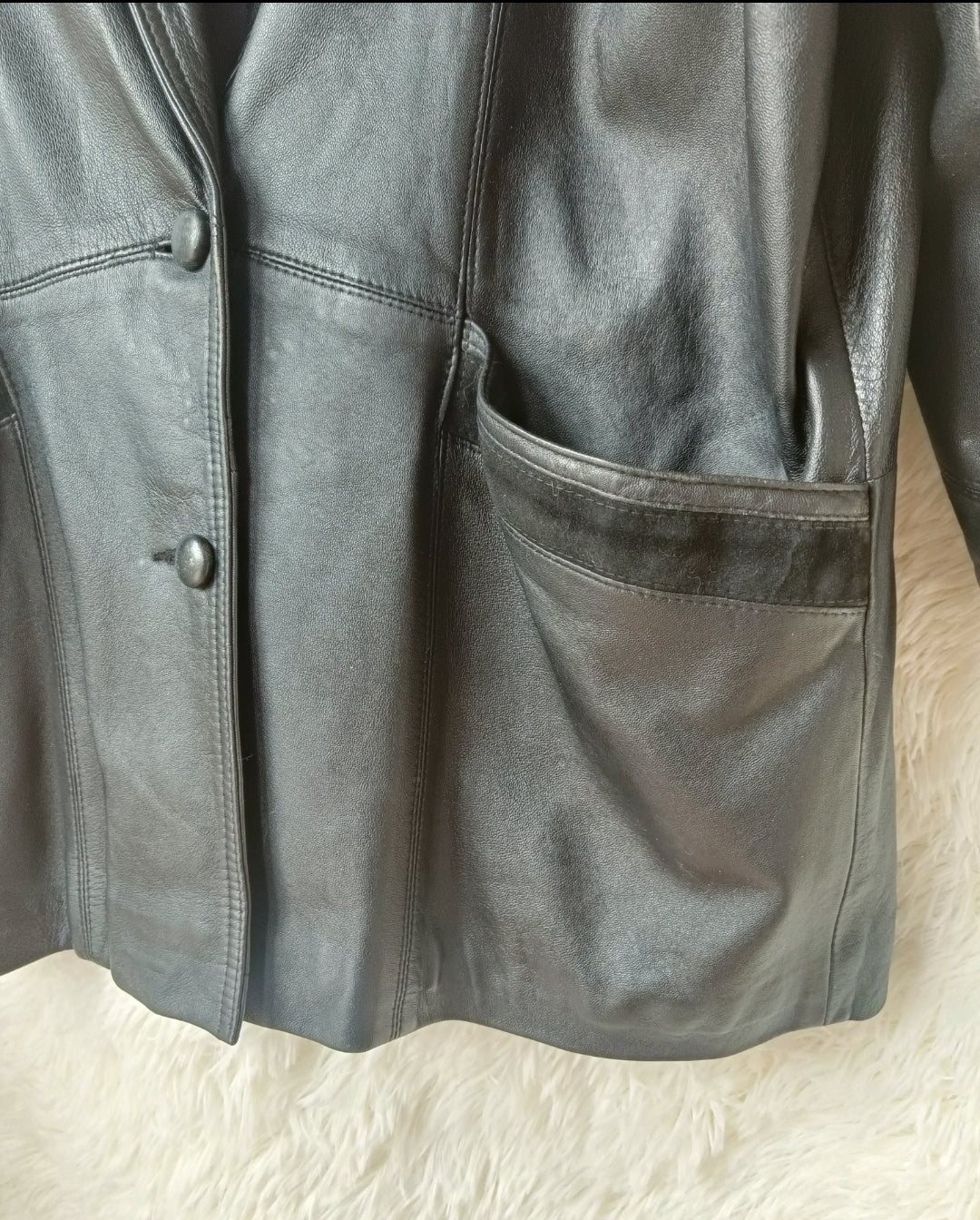 Giacca in pelle con inserti camoscio