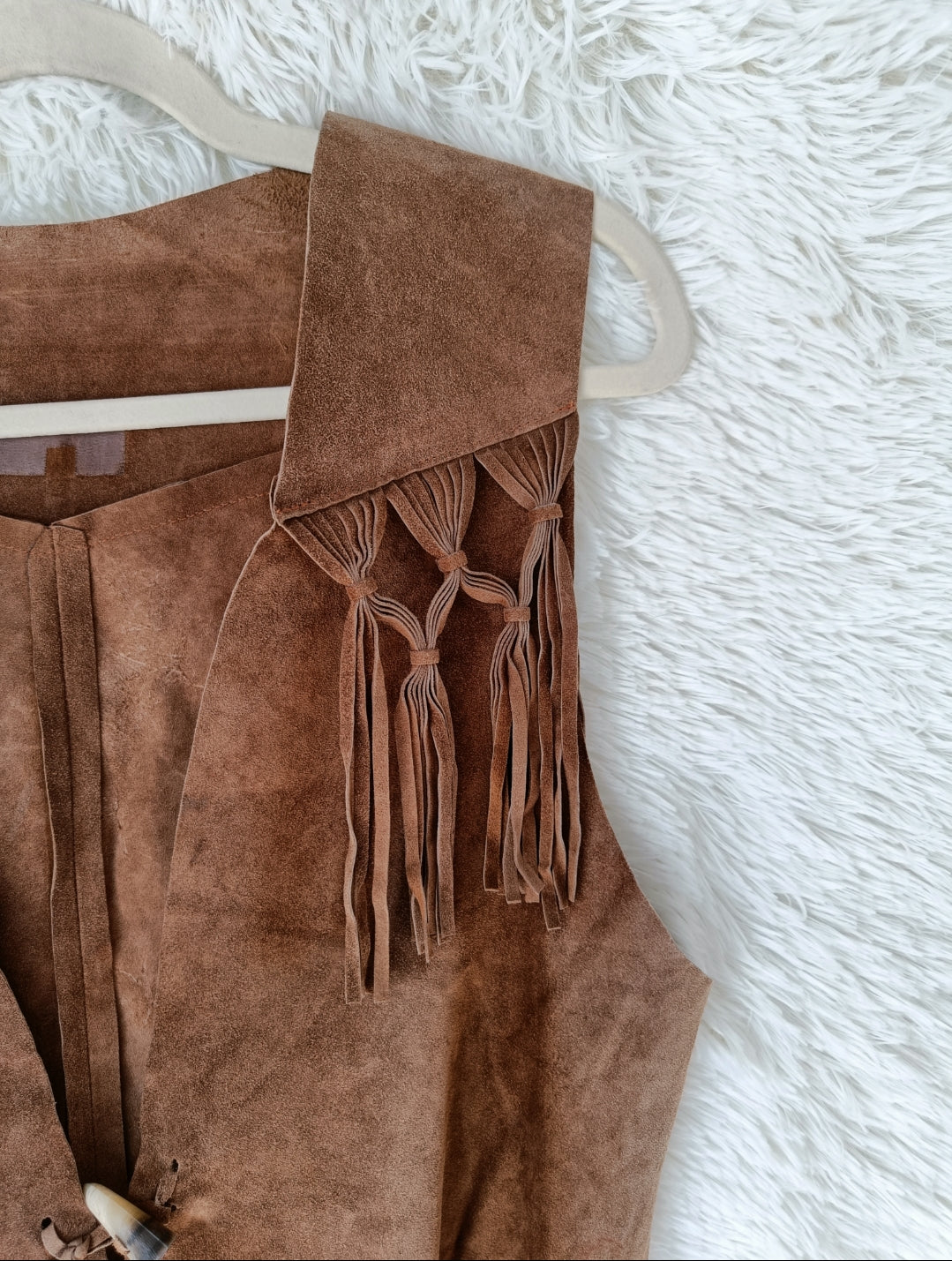 Gilet camoscio con frange