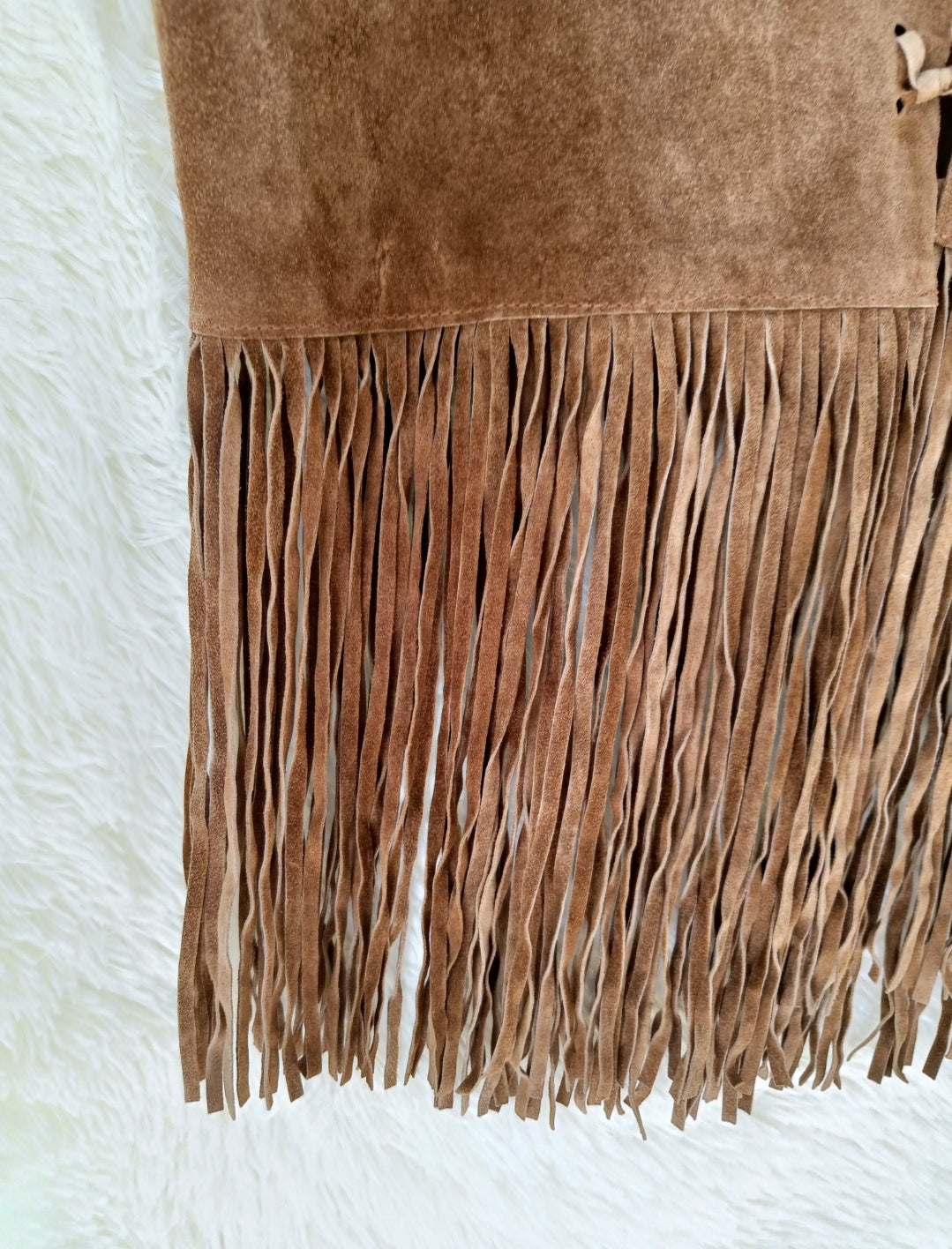 Gilet camoscio con frange