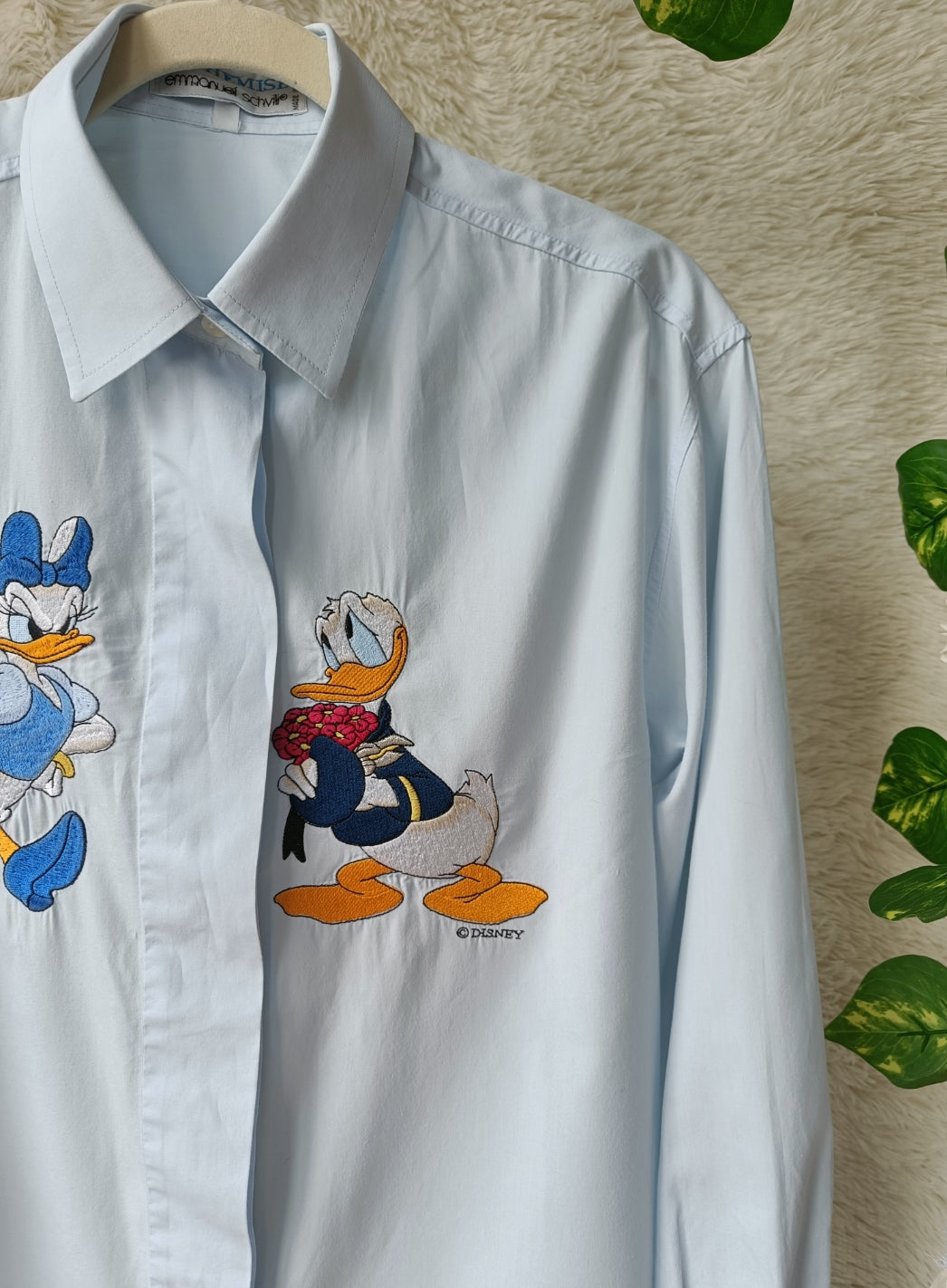 Camicia celeste con ricamo Disney
