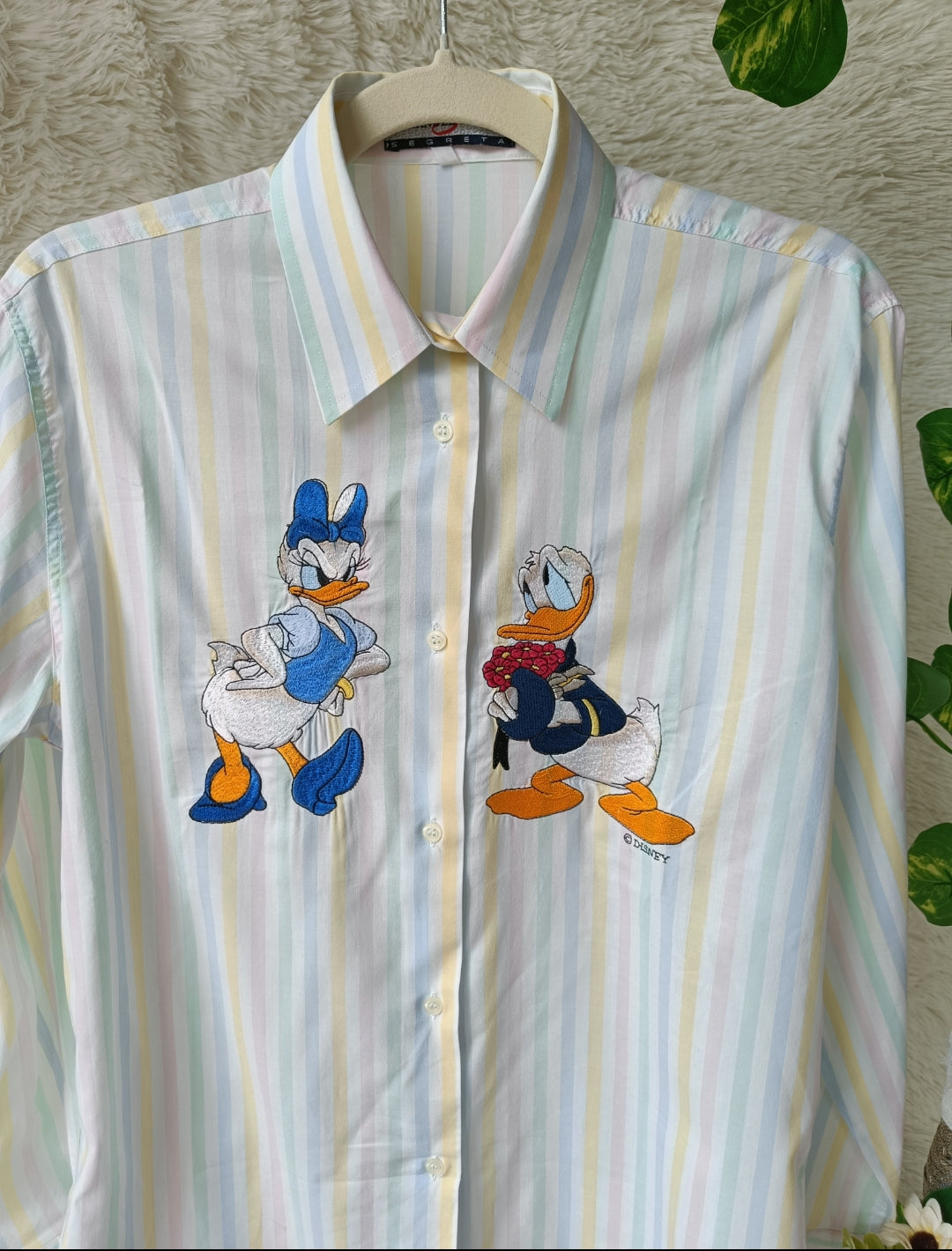 Camicia a righe pastello con ricamo Disney