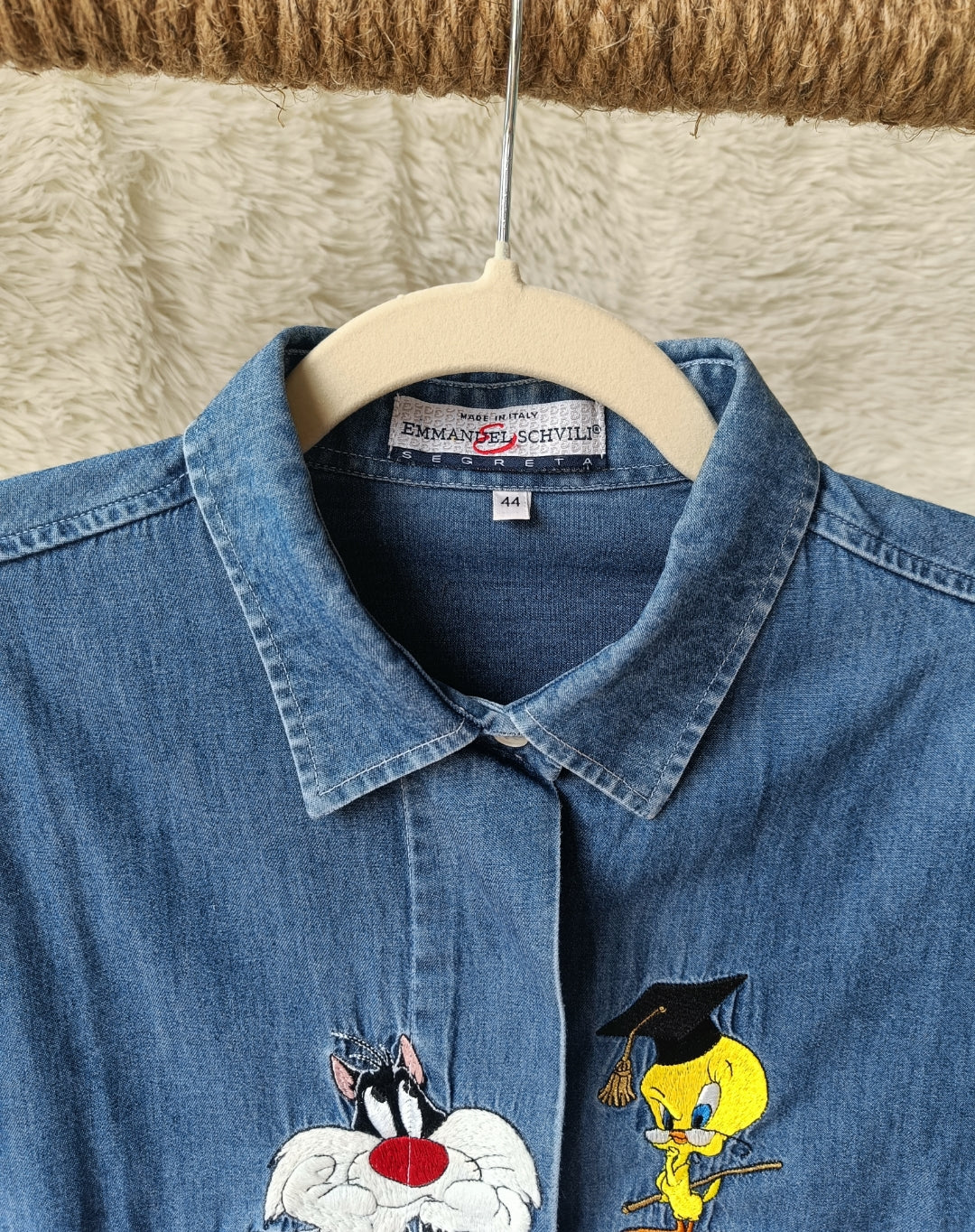 Camicia in denim con ricamo Looney Tunes