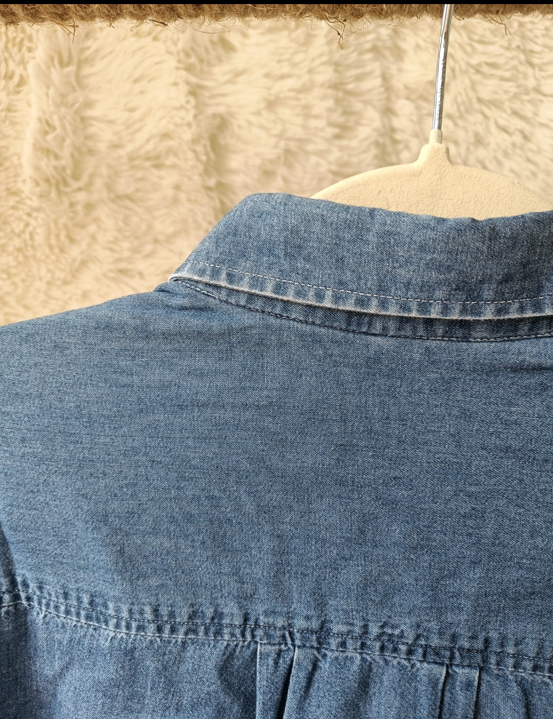Camicia in denim con ricamo Looney Tunes
