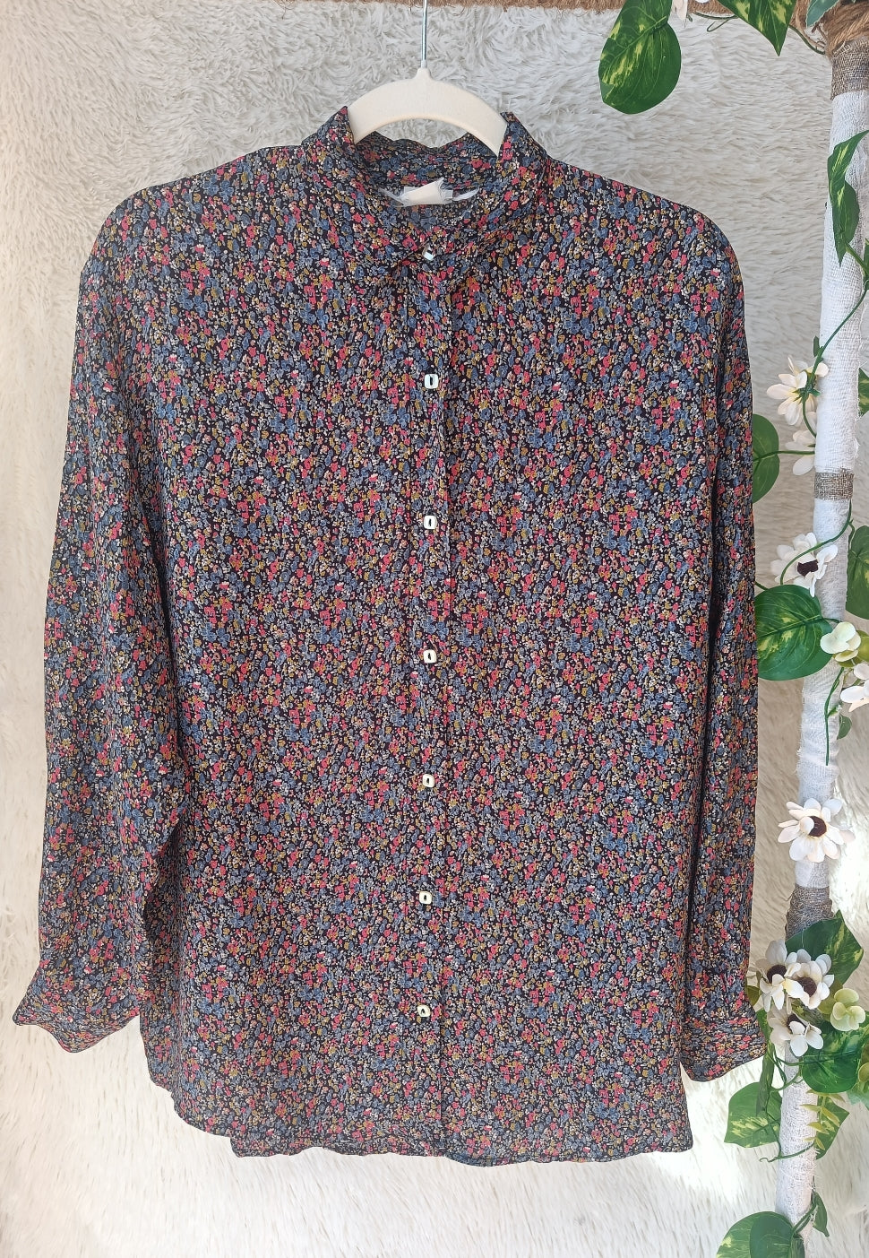 Camicia floreale vivace