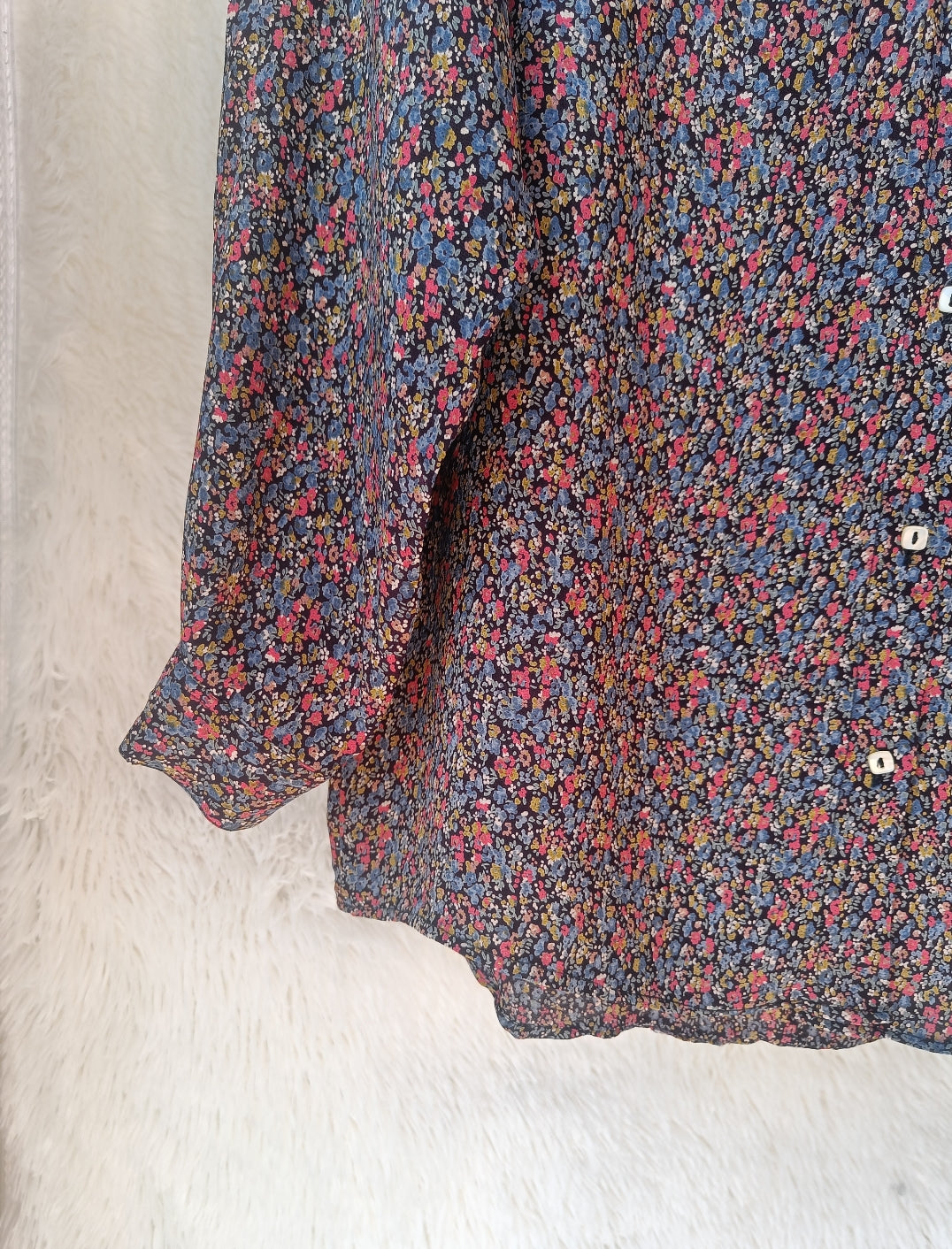 Camicia floreale vivace