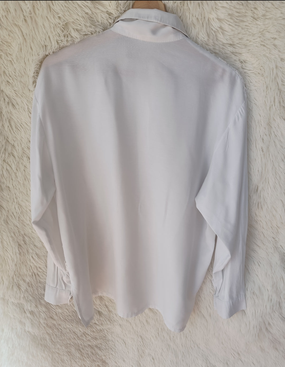 Camicia con dettagli in pizzo lavorato a telaio