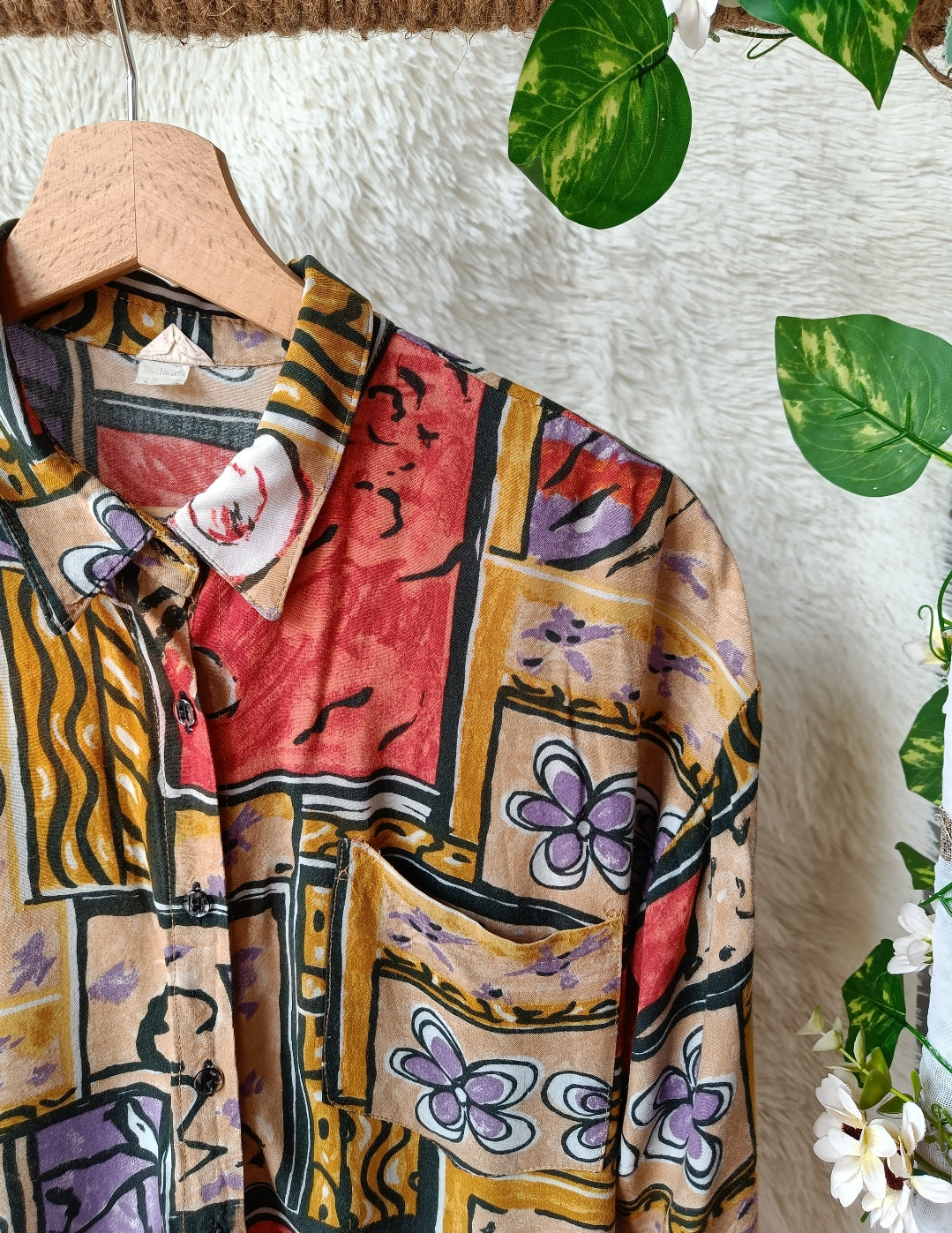 Camicia astratta floreale