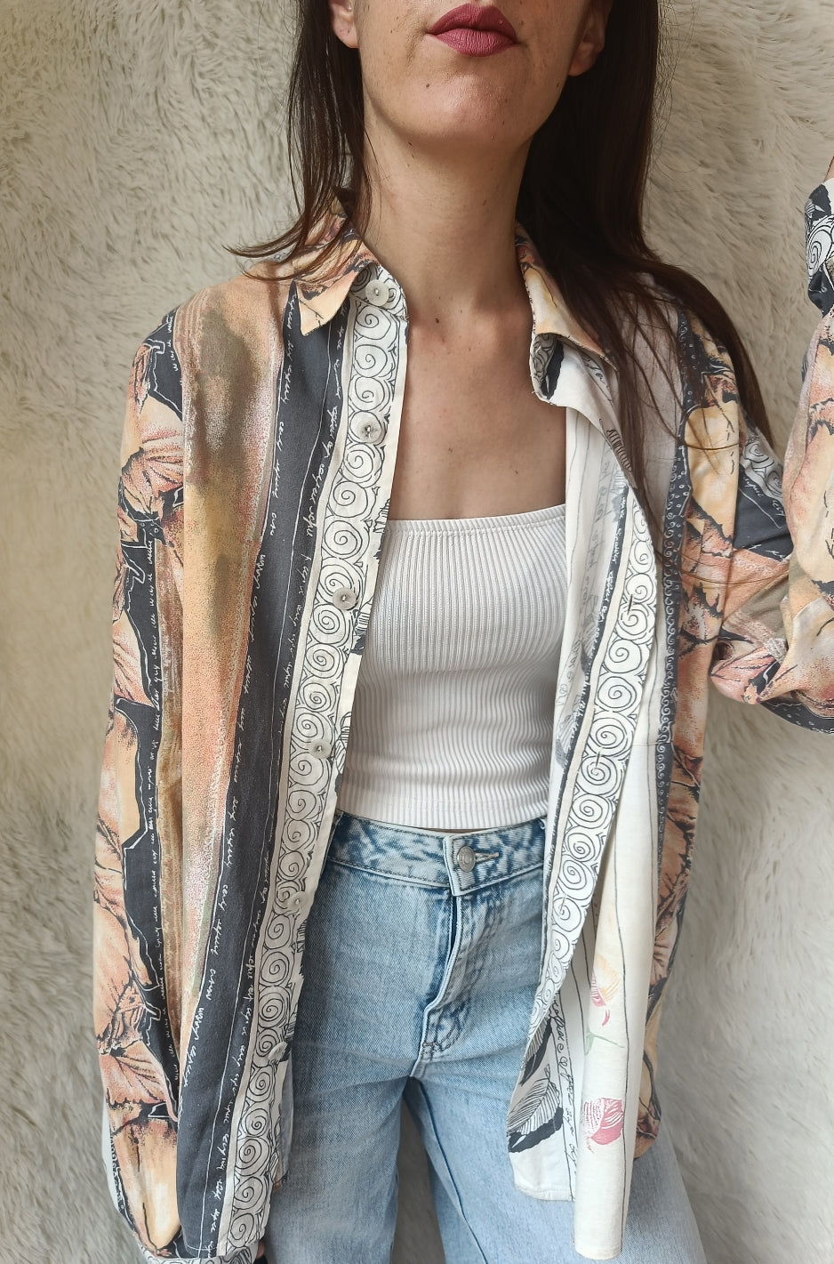 Camicia over con texture astratta
