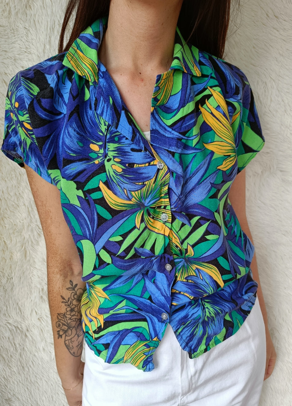 Camicia tropicale