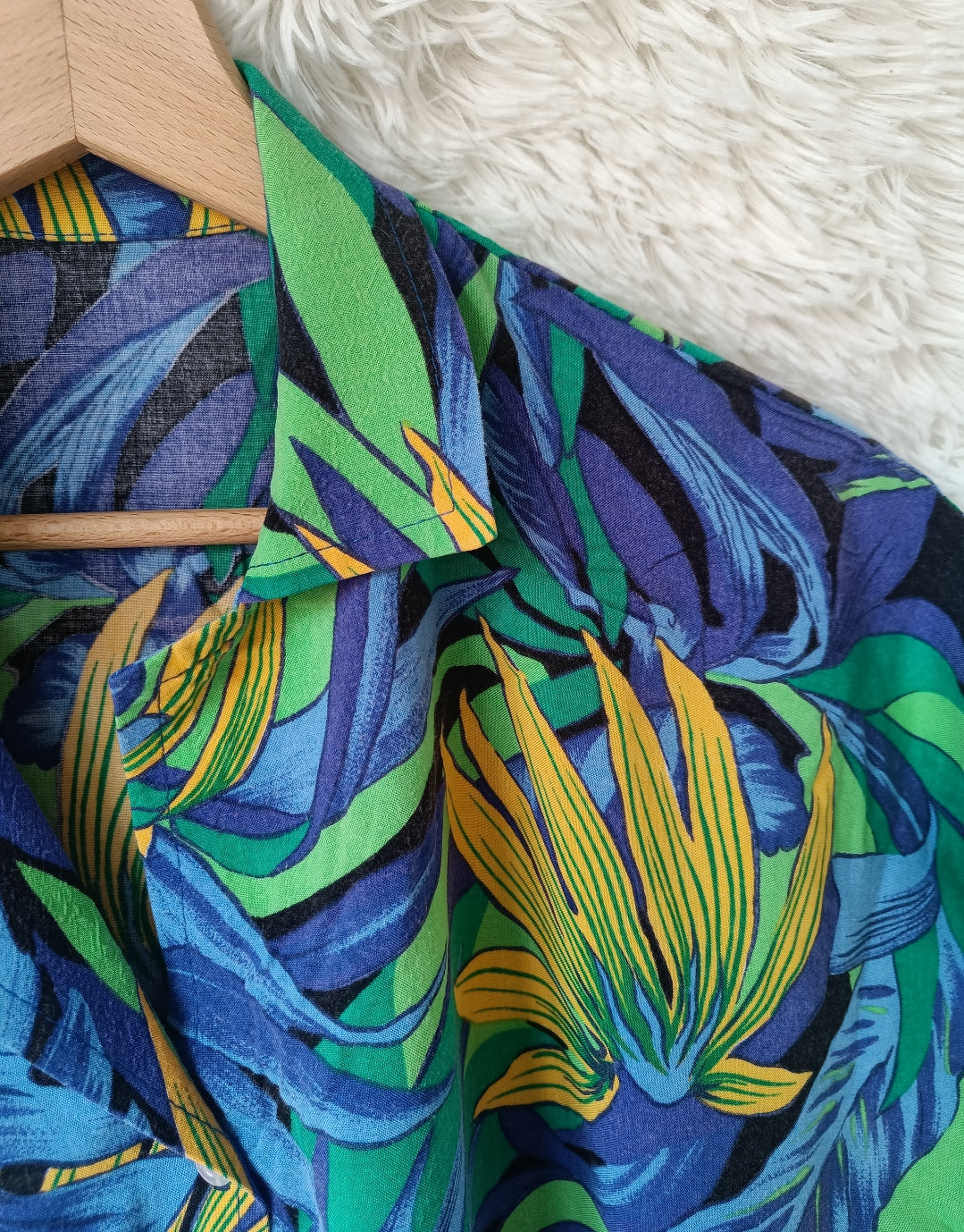Camicia tropicale