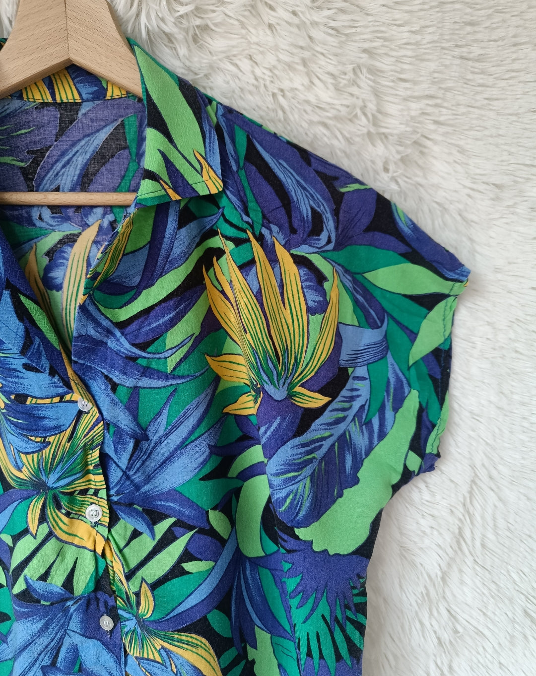 Camicia tropicale