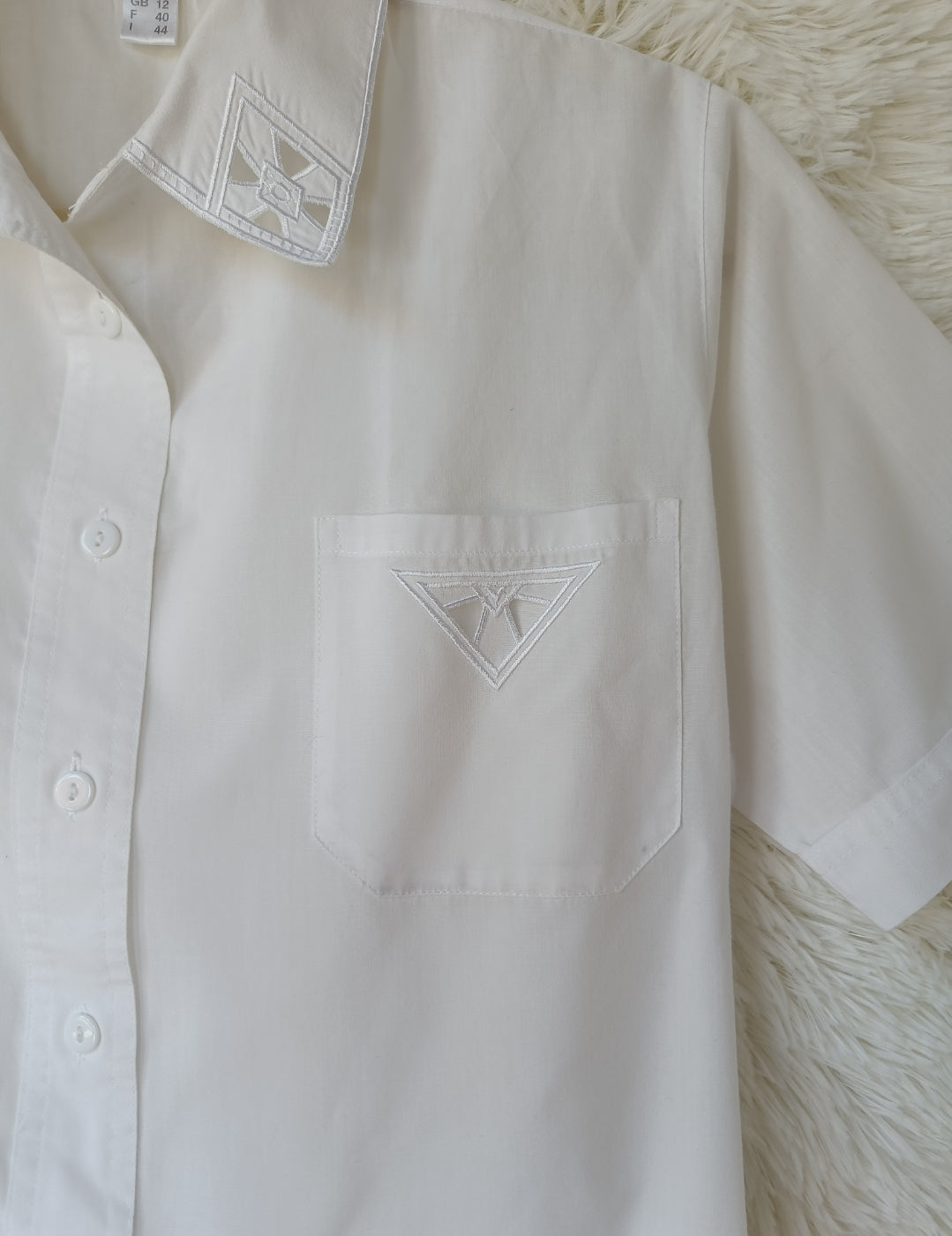 Camicia ricami geometrici