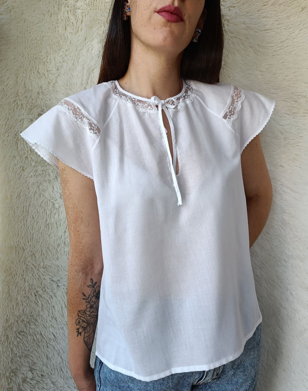 Blusa con pizzo