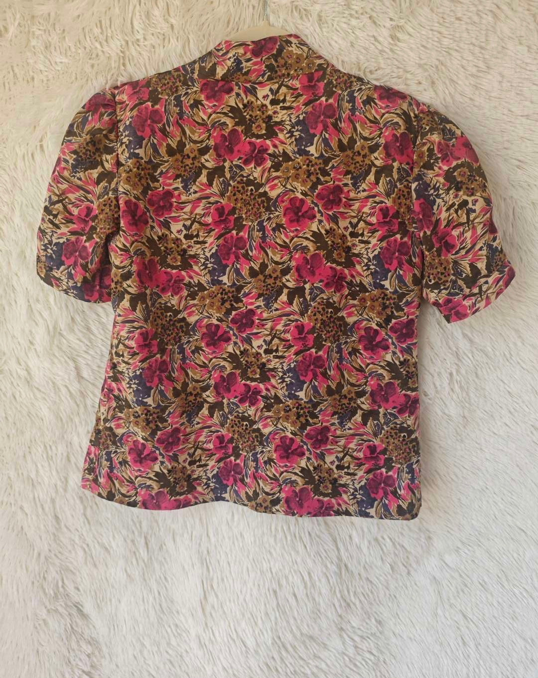 Camicia sartoriale collo squadrato