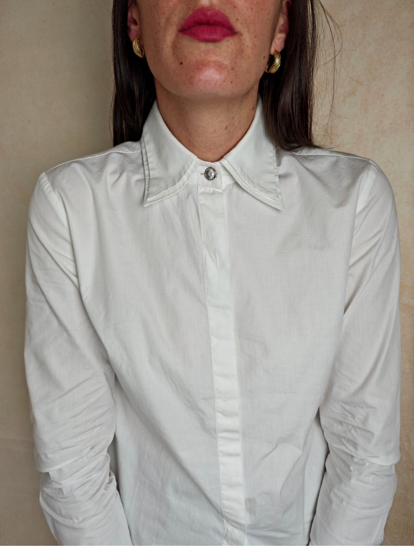 Camicia collo a punta larga