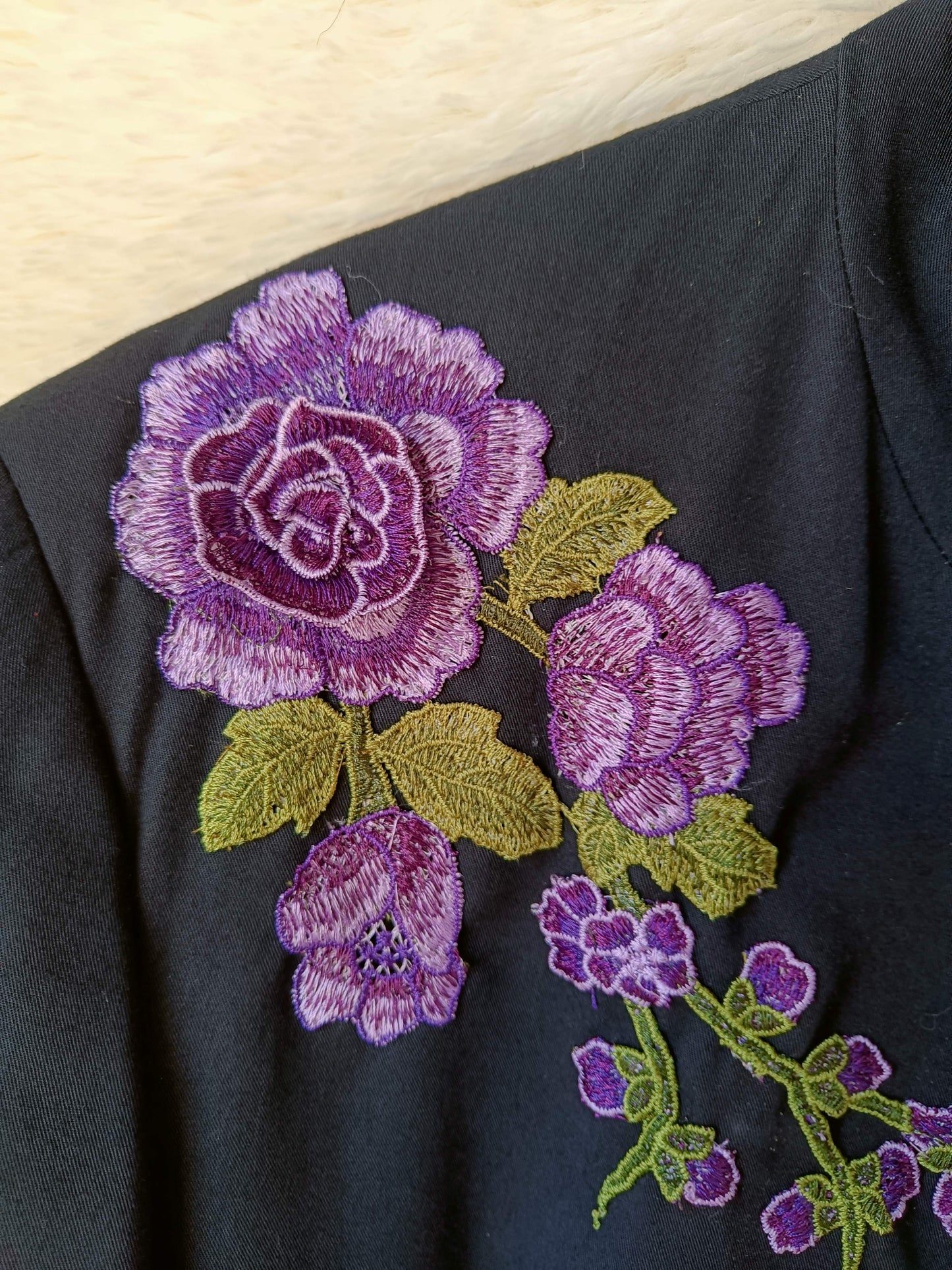 blazer ricamo floreale