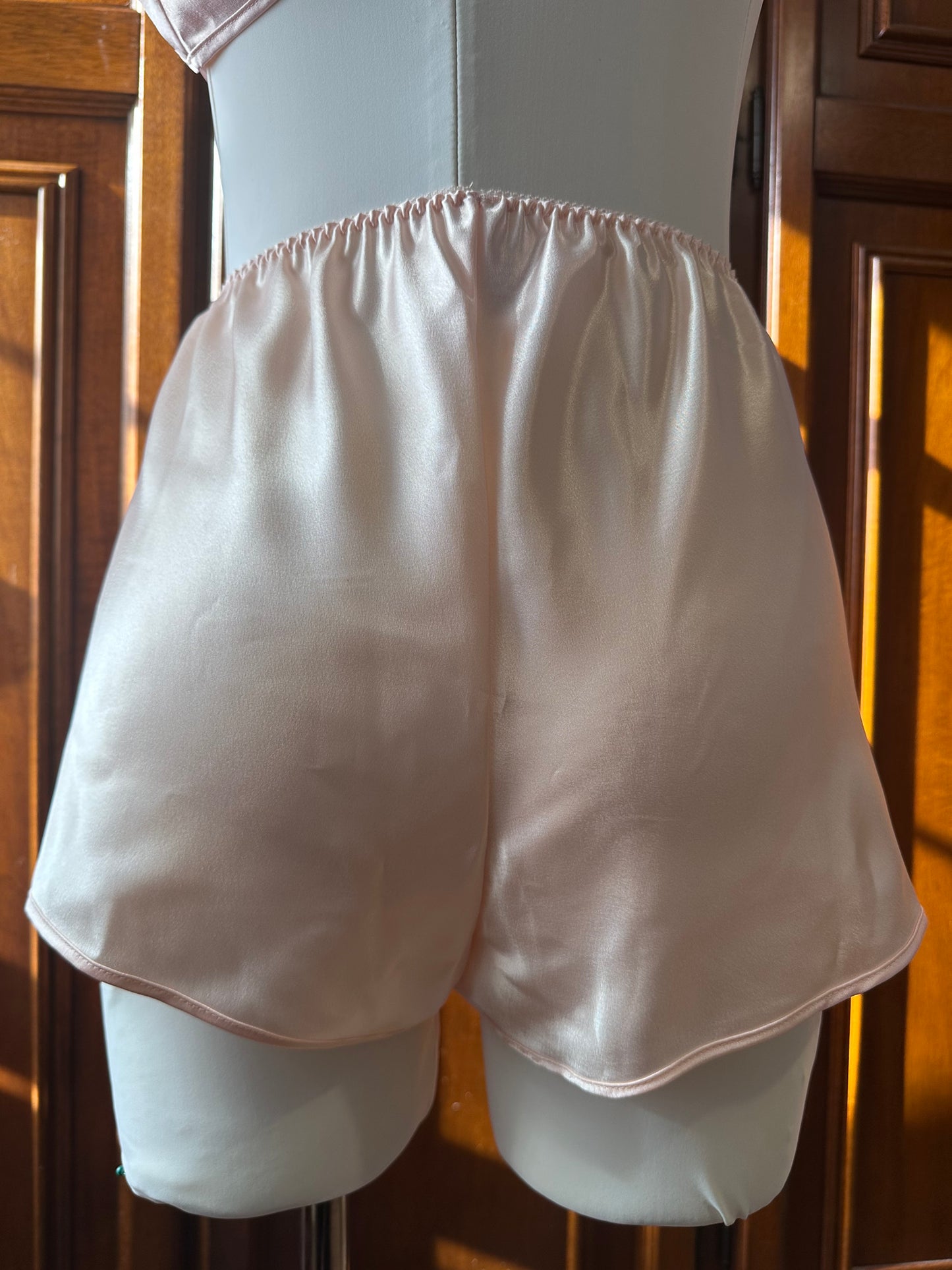 Pigiama rosa satin pizzo chantilly