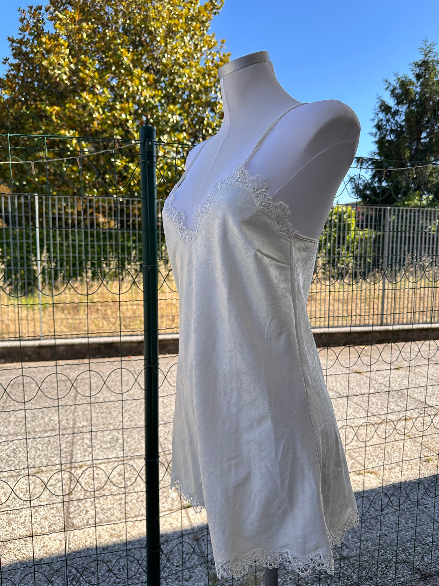slip dress con pizzo
