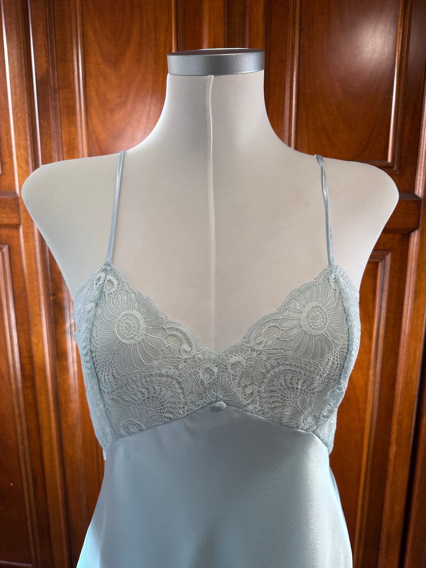 Pigiama satin blu cielo