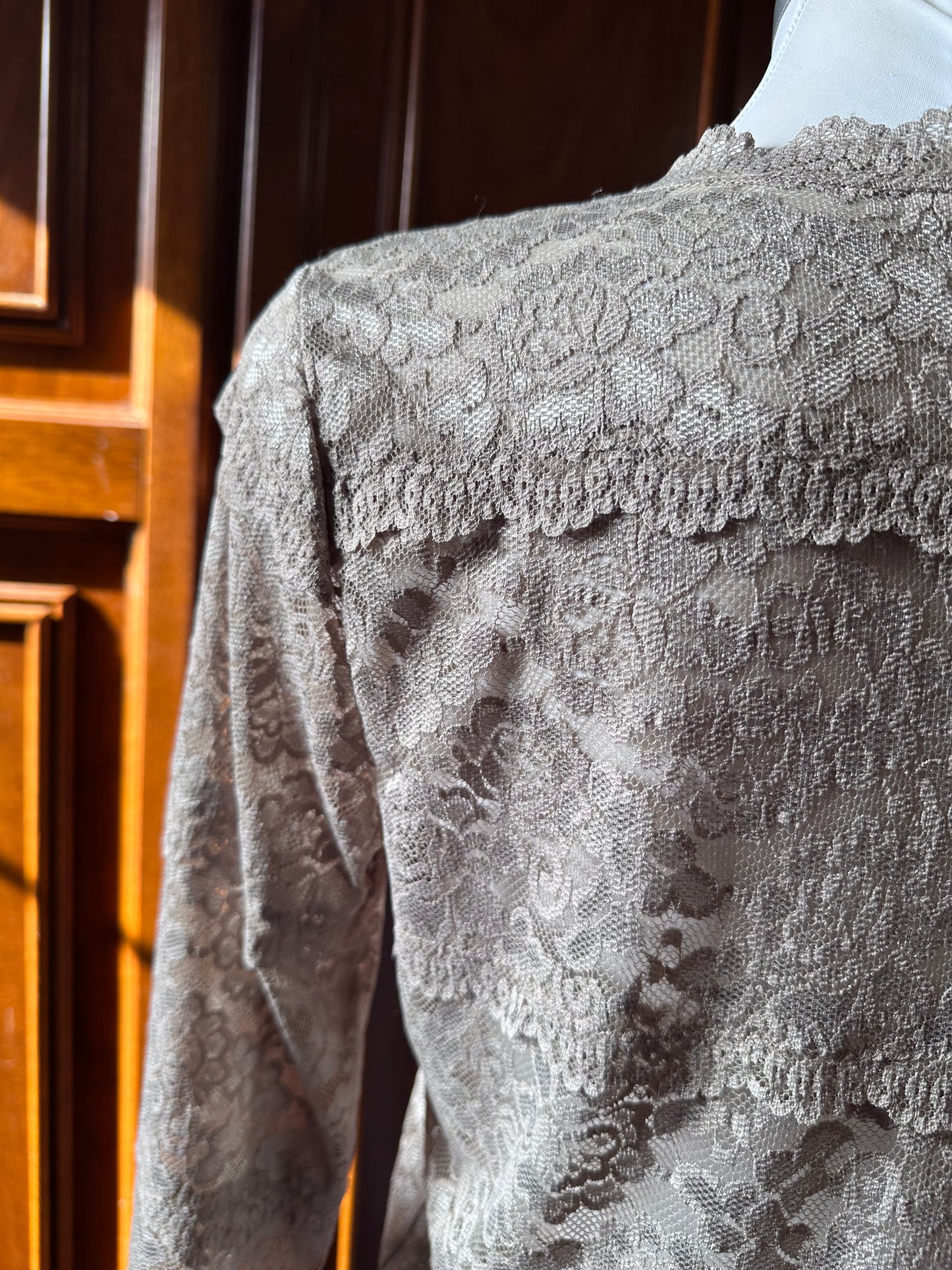 Lace cardigan sabbia