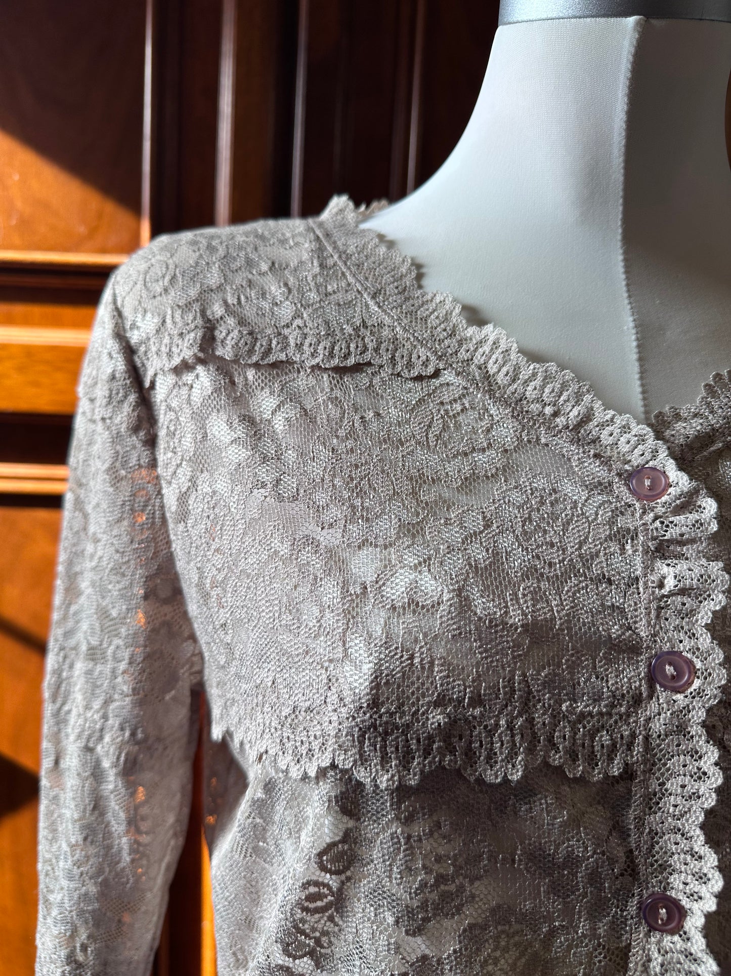 Lace cardigan sabbia