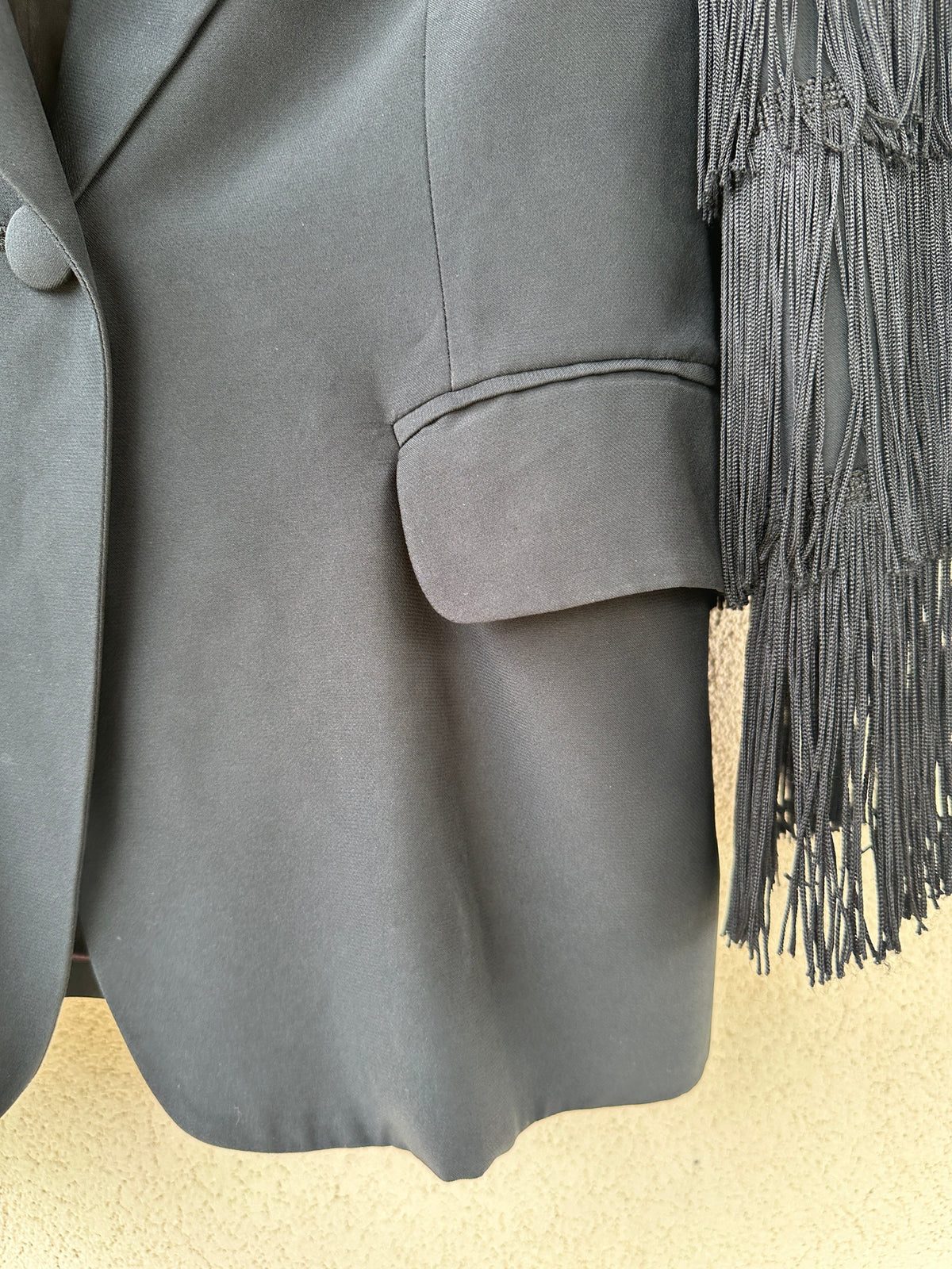 Moschino Couture! — Rara Blazer Vintage SS 1989 con Frange