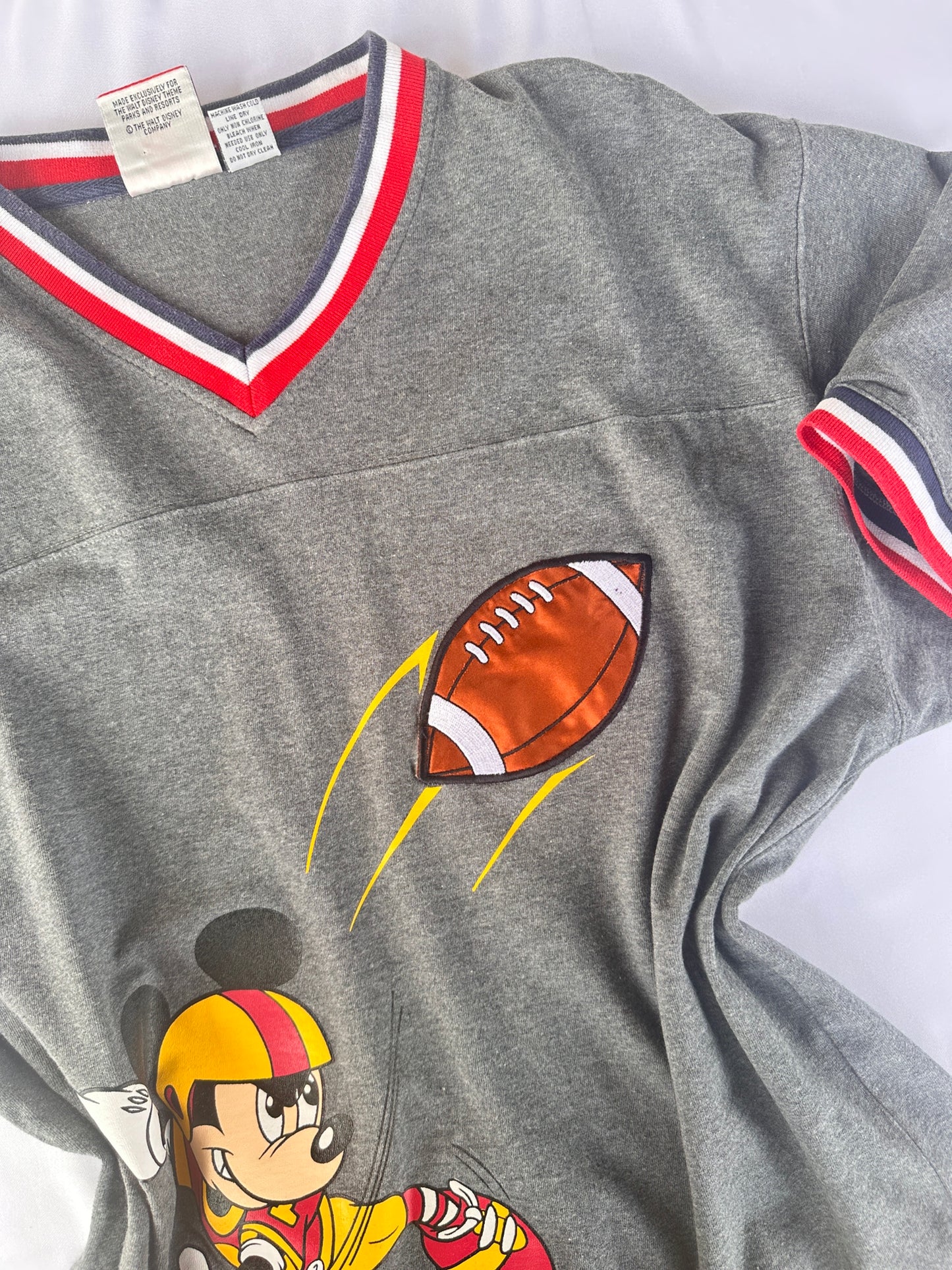 T-shirt mickey football americano