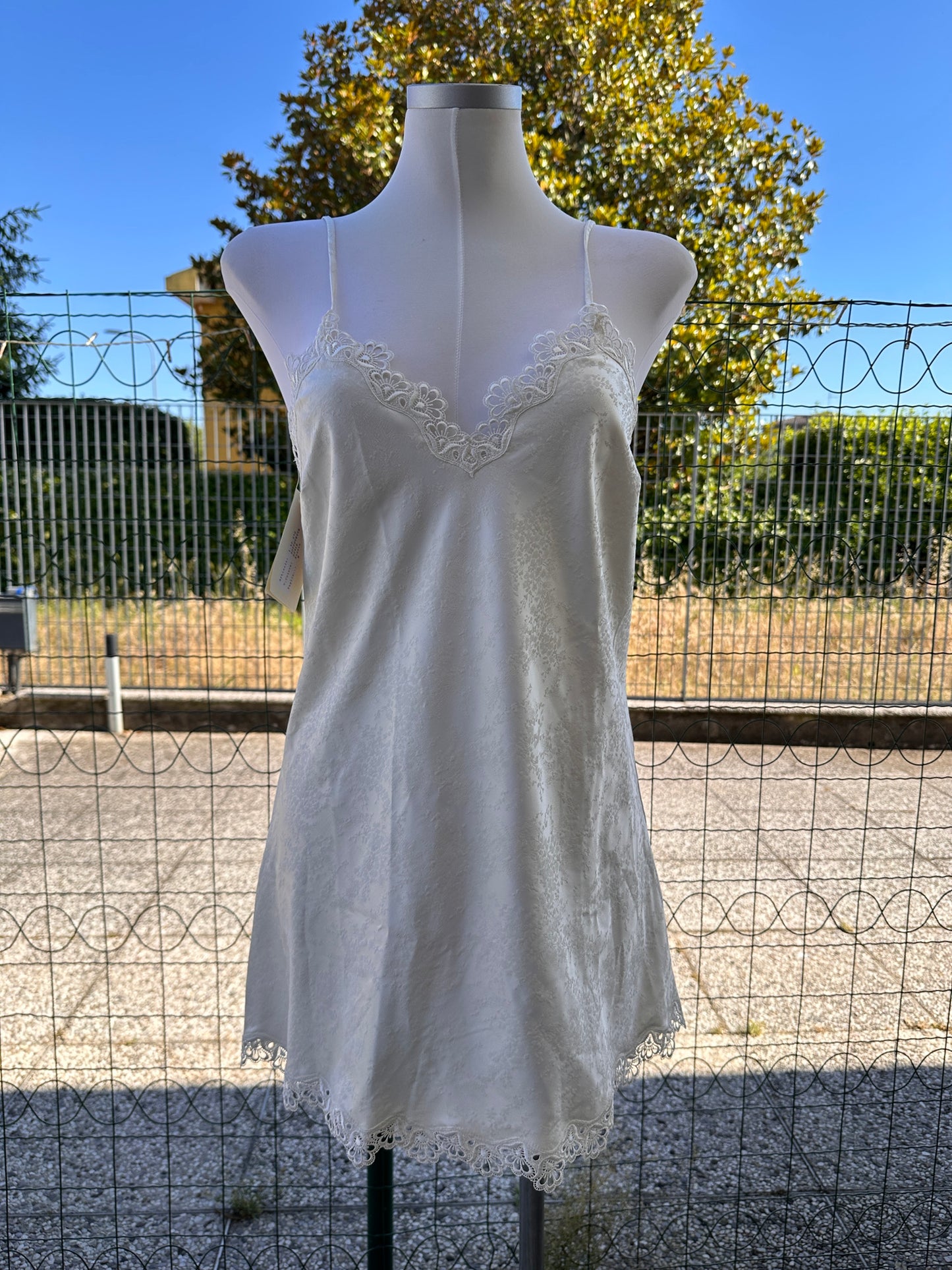slip dress con pizzo