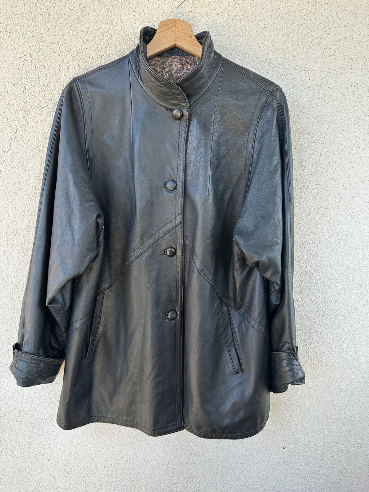 Giacca in pelle con collo alla coreana