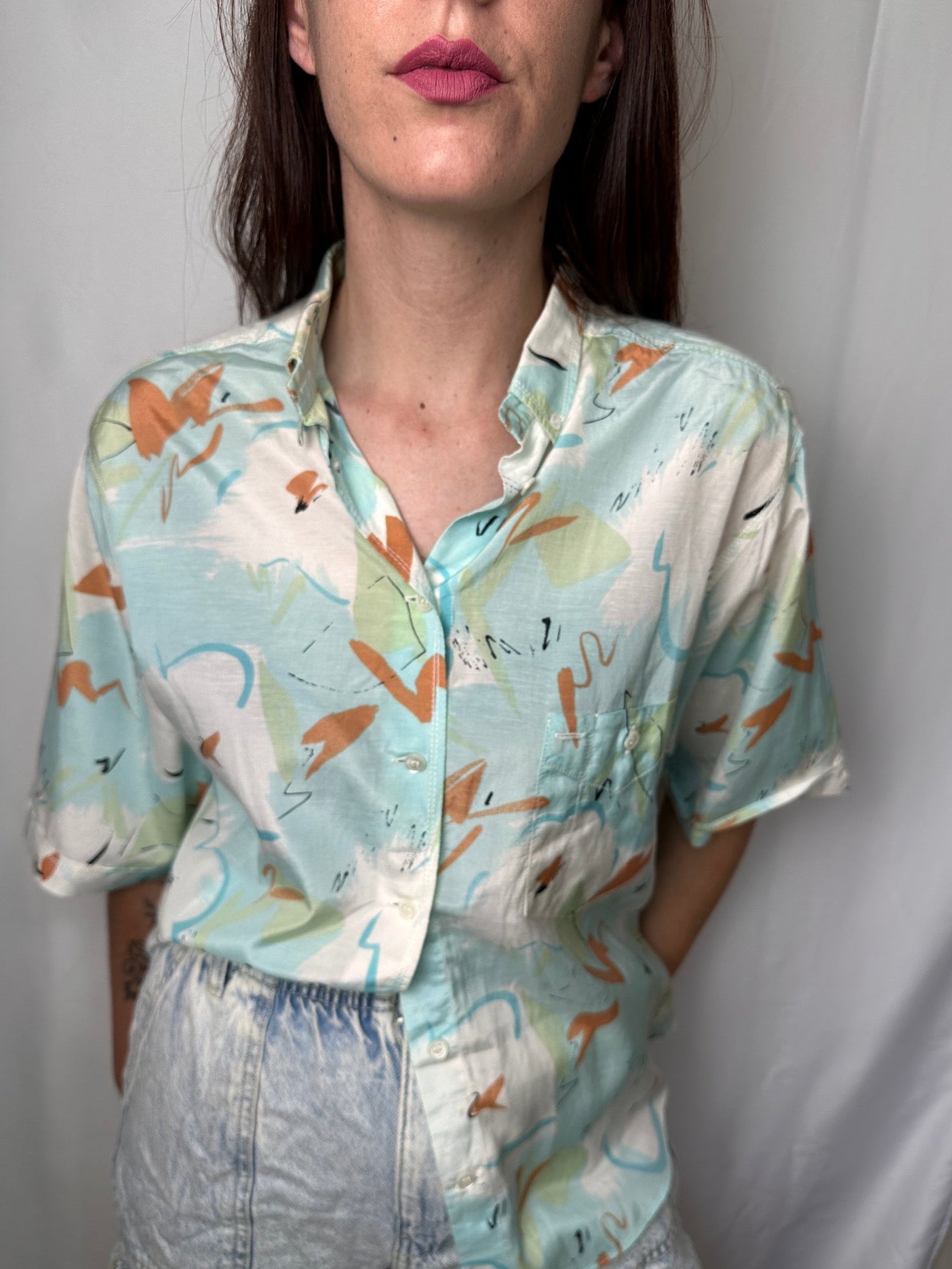 Camicia vintage astratta