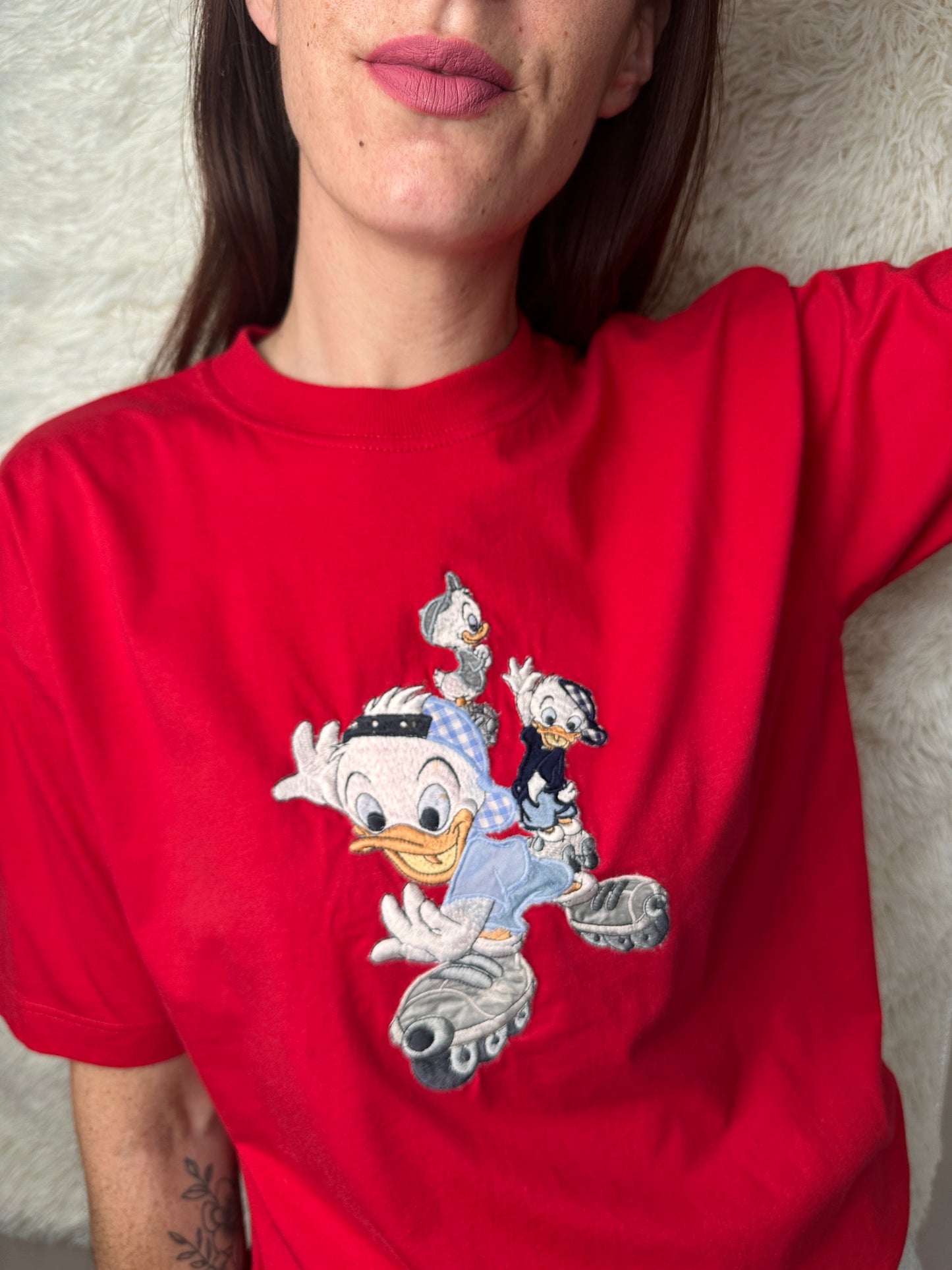 T-shirt Qui, Quo, Qua sui Pattini