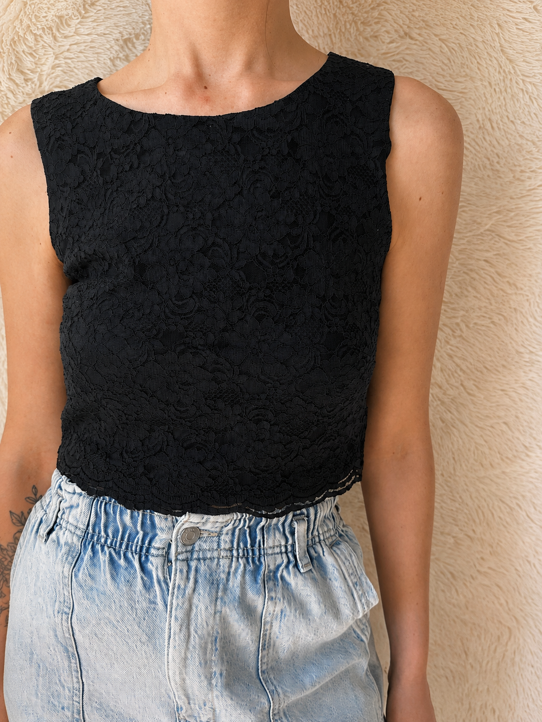 Top in Pizzo Nero Moschino
