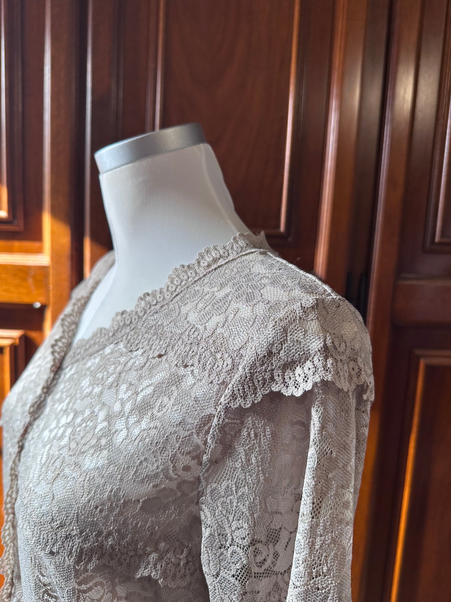 Lace cardigan sabbia