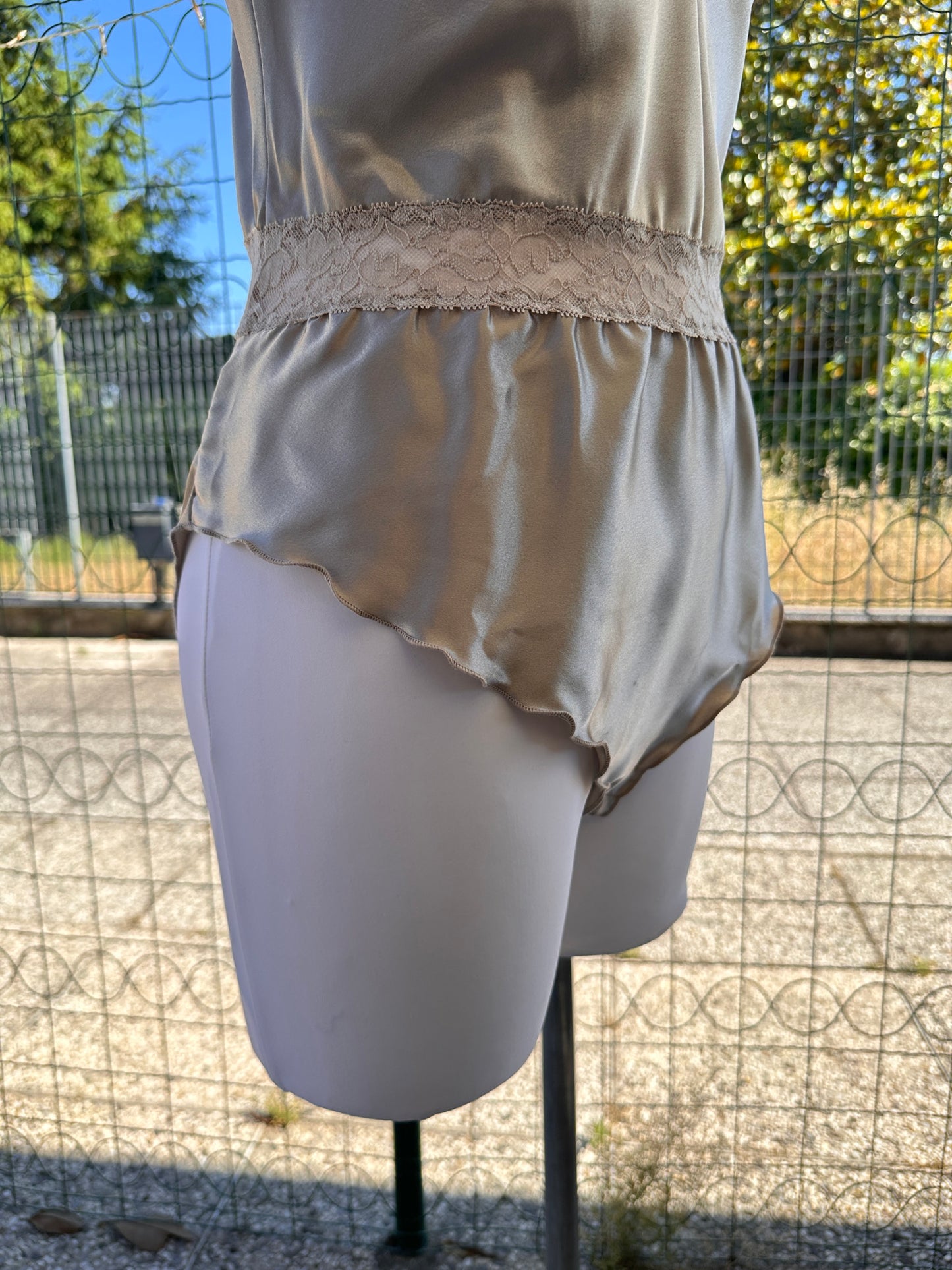 Body pizzo champagne
