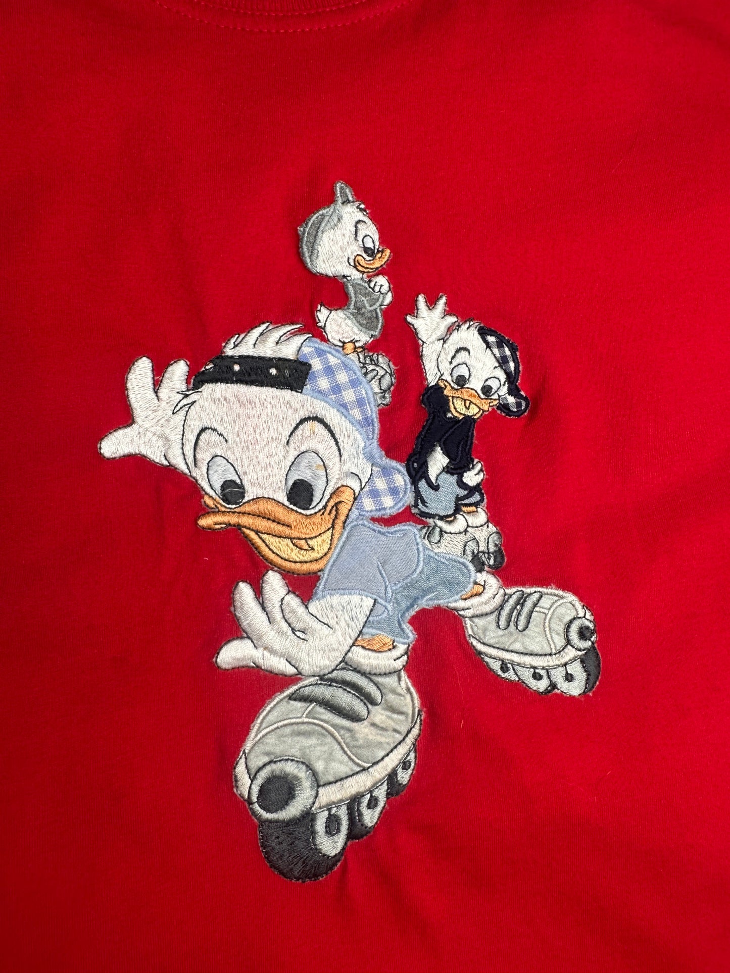 T-shirt Qui, Quo, Qua sui Pattini