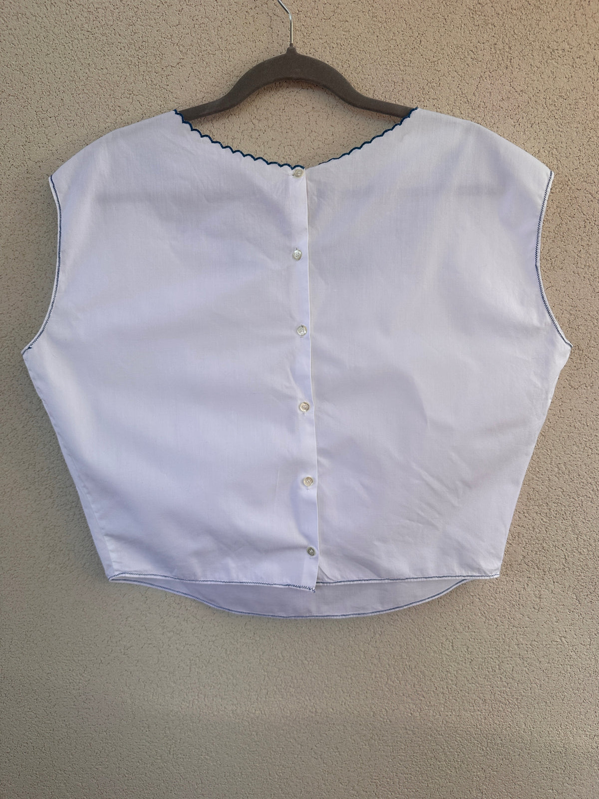 Top sartoriale con Ricamo Floreale Blu