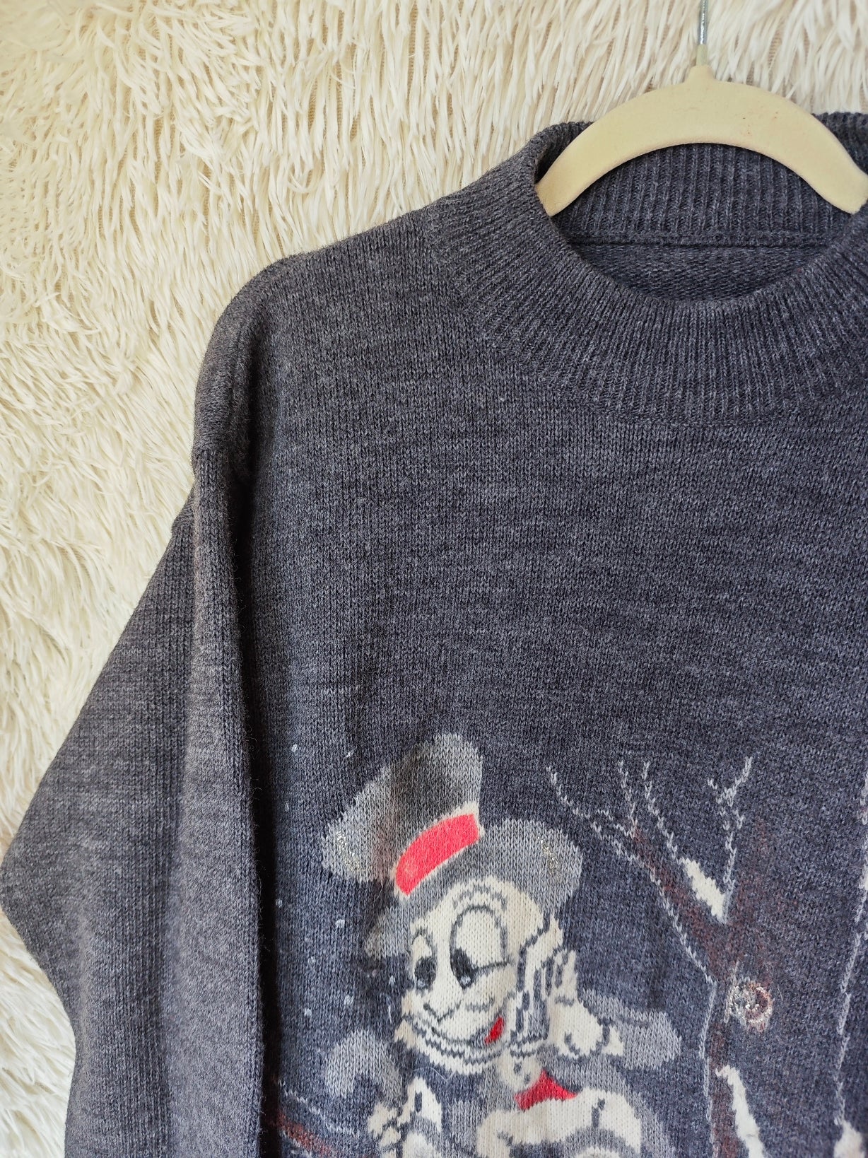 Pull inspired by Jiminy Cricket