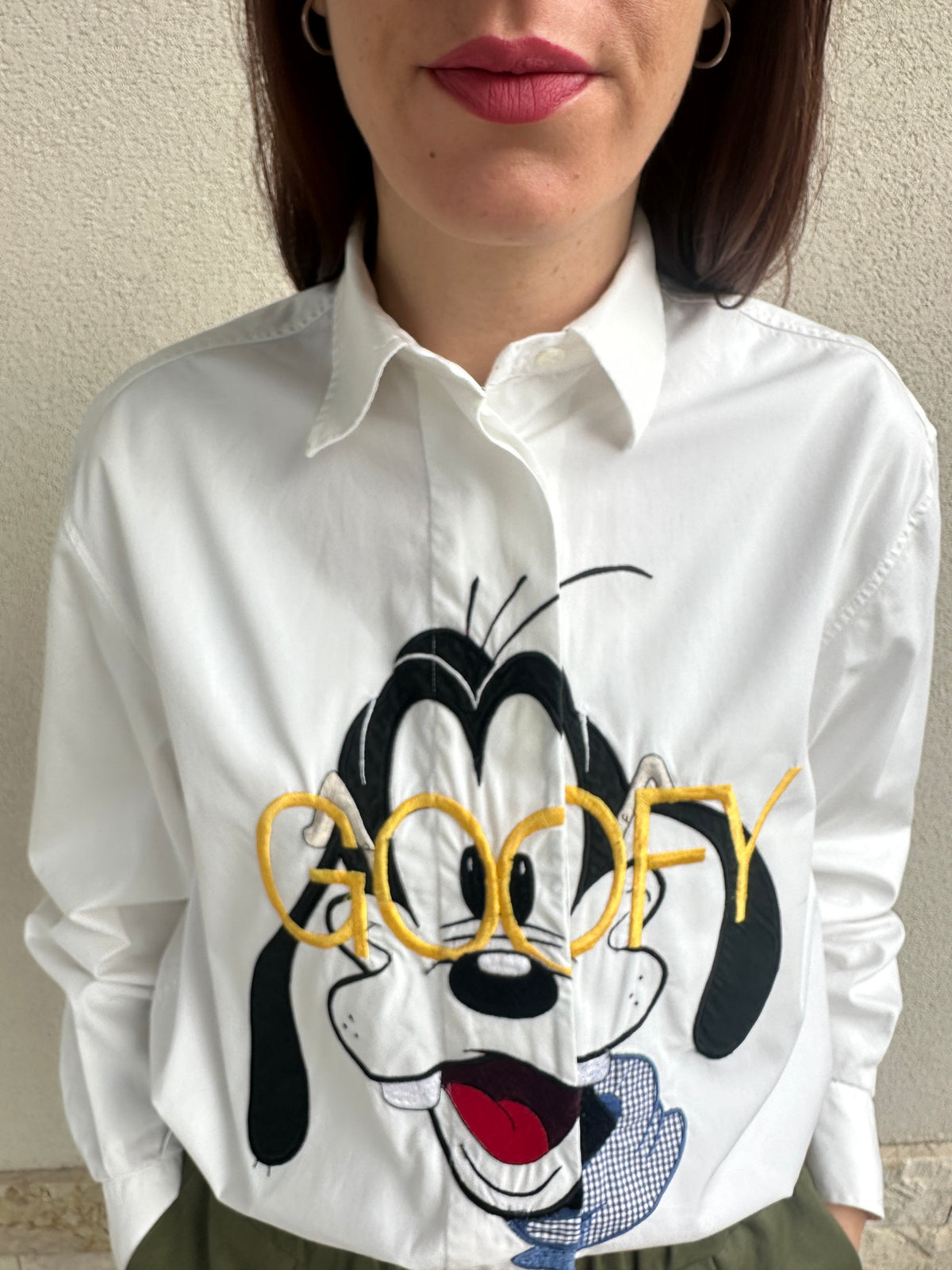Camicia goffy lettering