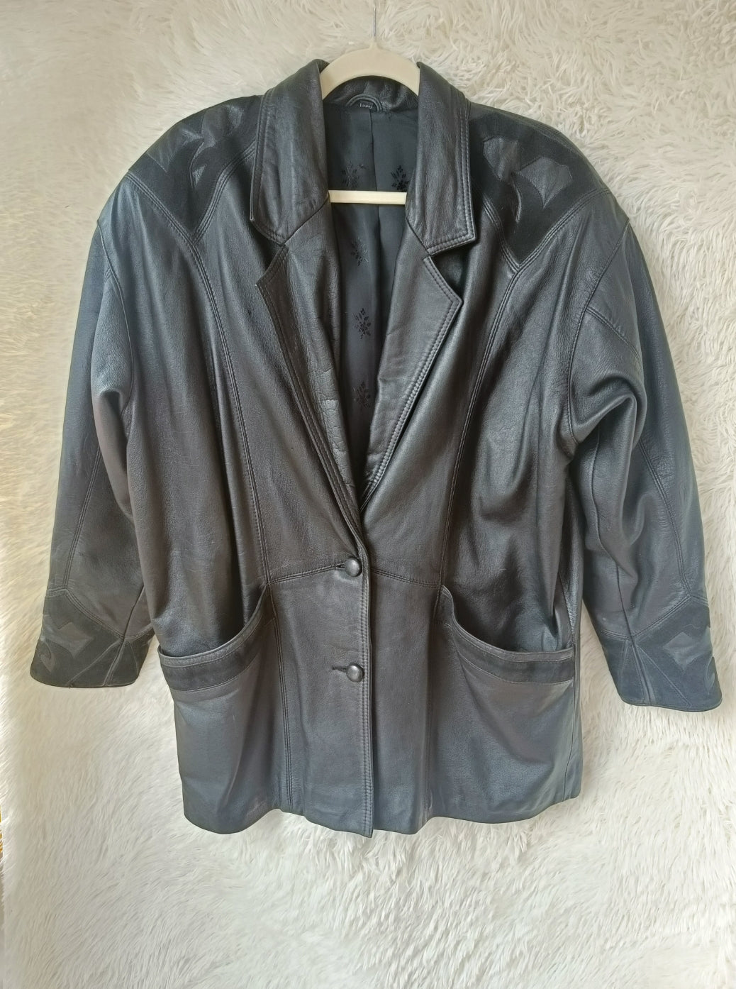 Giacca in pelle con inserti camoscio
