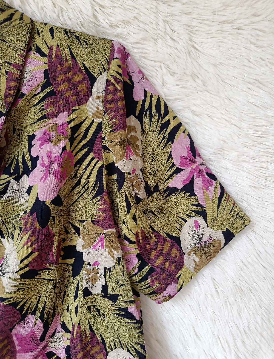 Camicia sartoriale tropicale