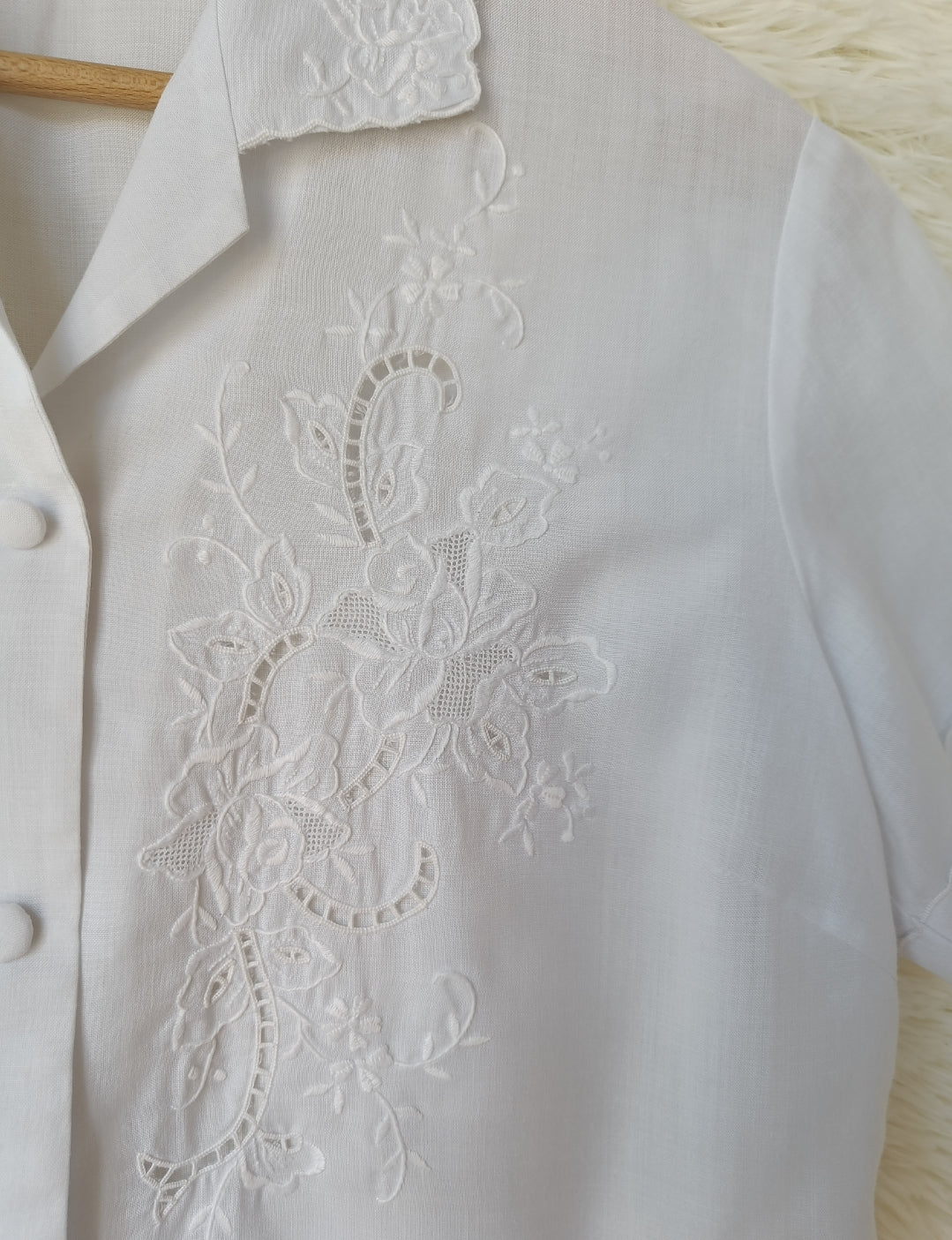 Camicia ricami floreale